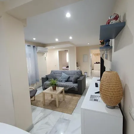 Apartment Lineros 24 *